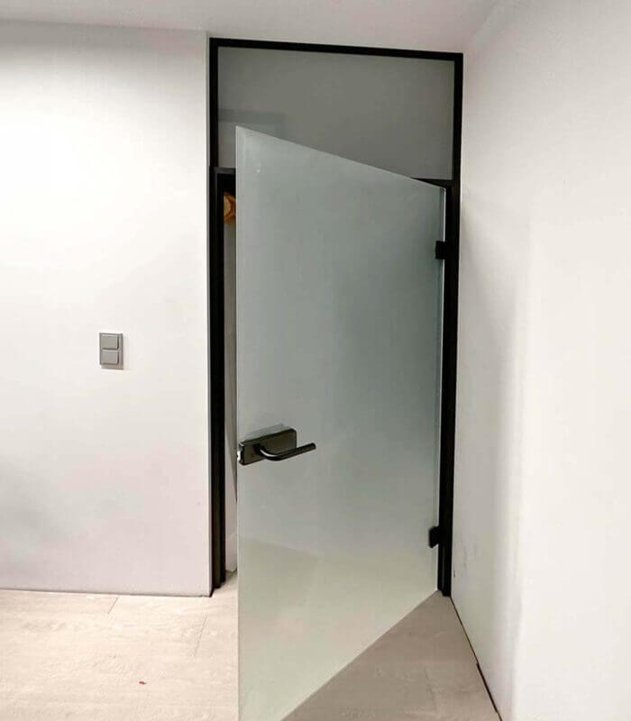 Producent drzwi szklanych