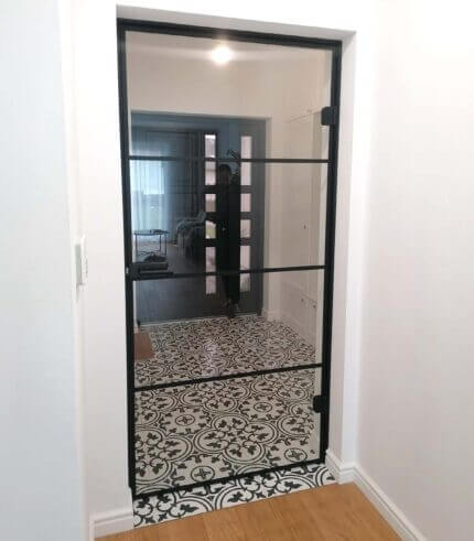 Producent drzwi szklanych