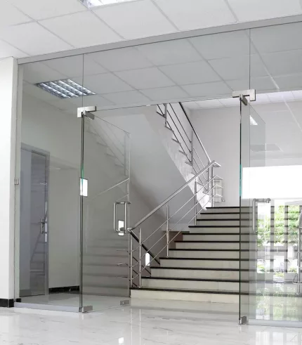 drzwi szklane dwuskrzydłowe