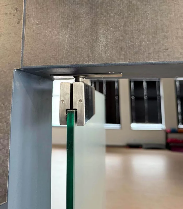 drzwi dwuszkrzydlowe silownia